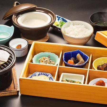 Yumoto Sakakibarakan Tsu Bagian luar foto